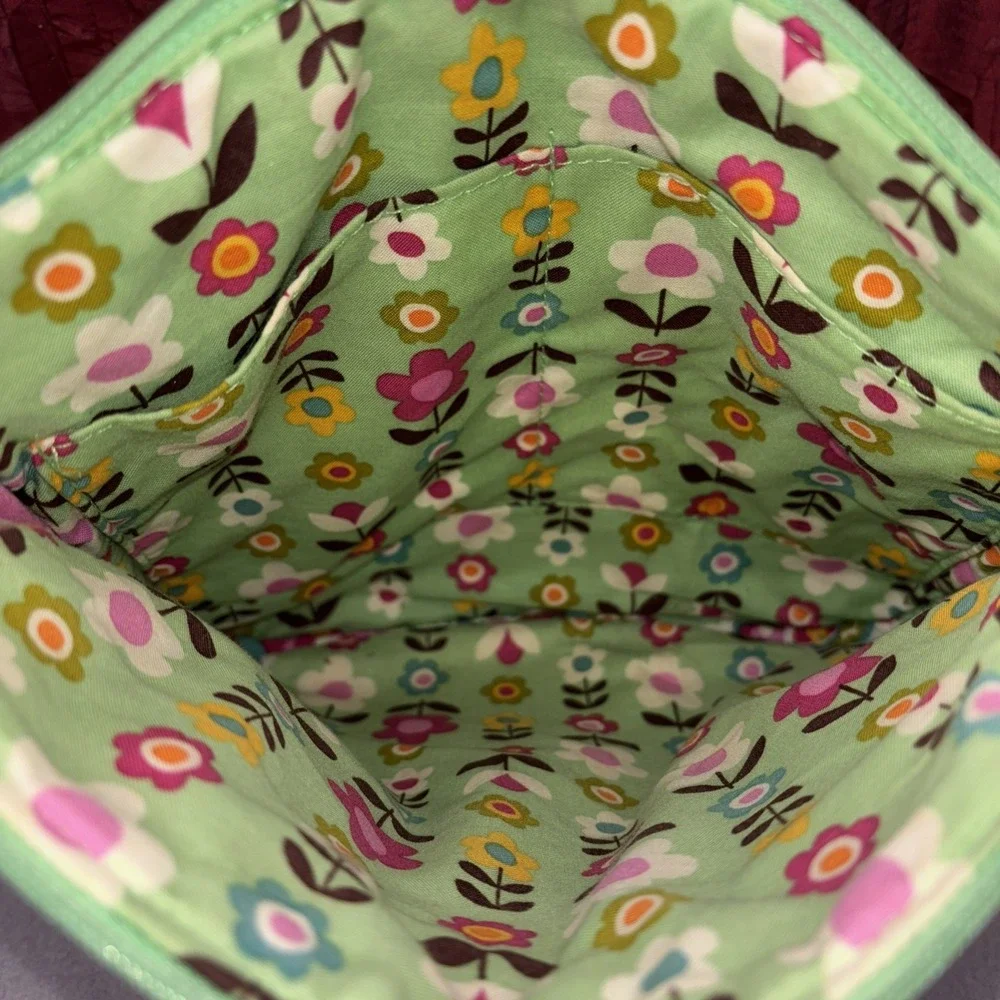 Vera Bradley Tutti Frutti Logo Pushlock Saddle Hipster Crossbody Quilted Bag EUC